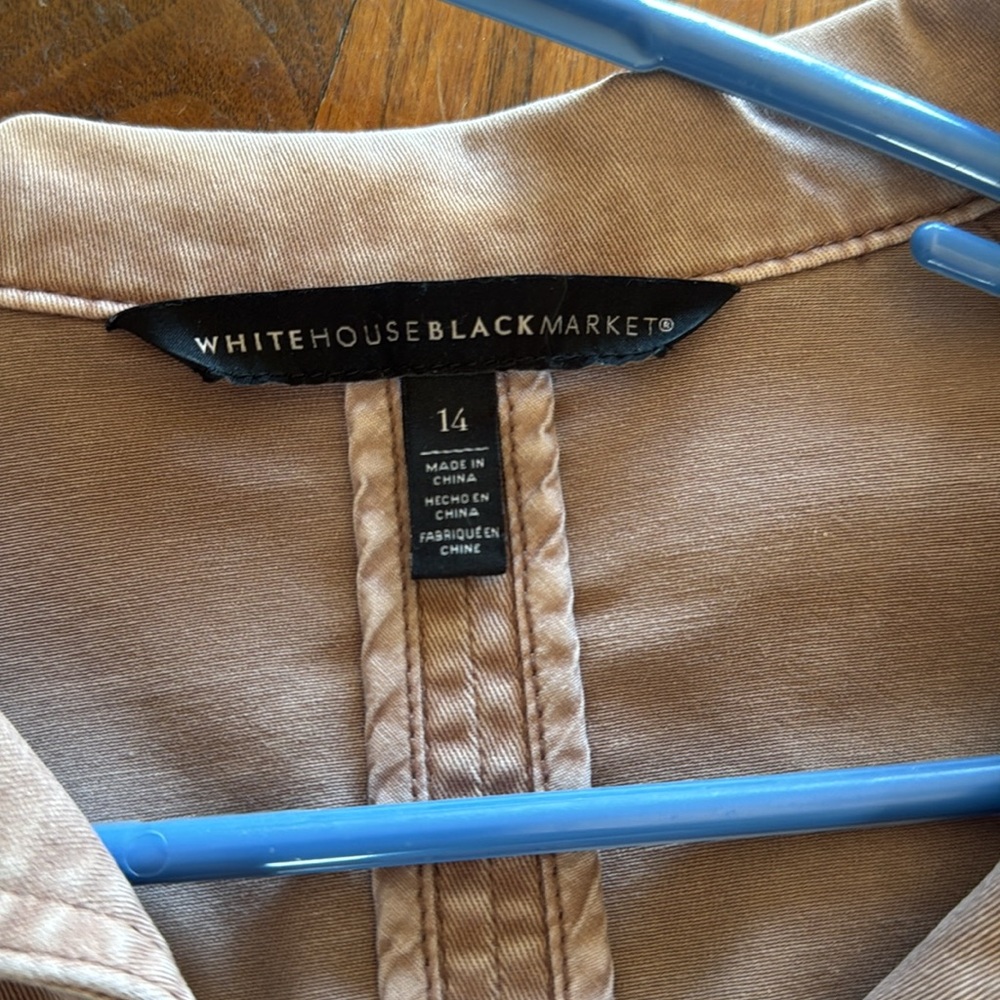 White House black market Jean jacket in light pink - Picture 2 of 4